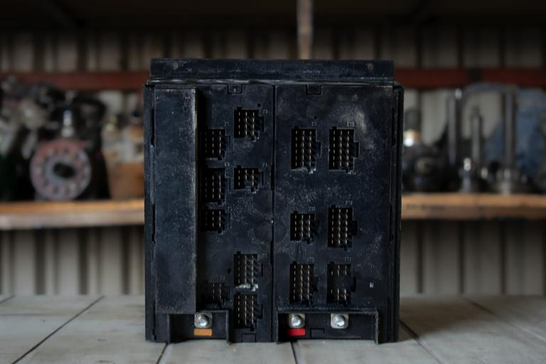 MERCEDES-BENZ ATEGO II - Fusible para Camión: foto 3 MERCEDES-BENZ ATEGO II - Fusible para Camión: foto 3