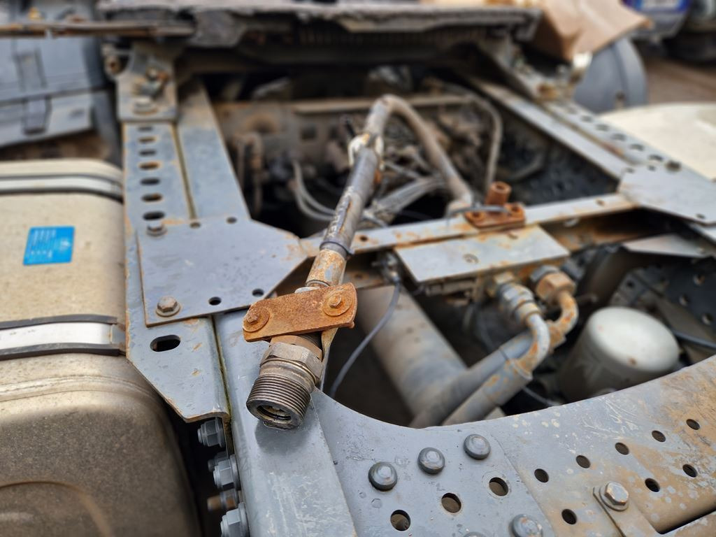 MERCEDES-BENZ HYDRAULIC OVERTURN SYSTEM FOR ACTROS MP4 - Hidráulica para Camión: foto 2 MERCEDES-BENZ HYDRAULIC OVERTURN SYSTEM FOR ACTROS MP4 - Hidráulica para Camión: foto 2