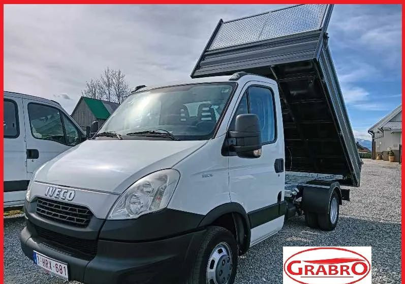 Iveco 35C13, 35C12, 35C14, 35C15 - Furgoneta basculante: foto 1 Iveco 35C13, 35C12, 35C14, 35C15 - Furgoneta basculante: foto 1