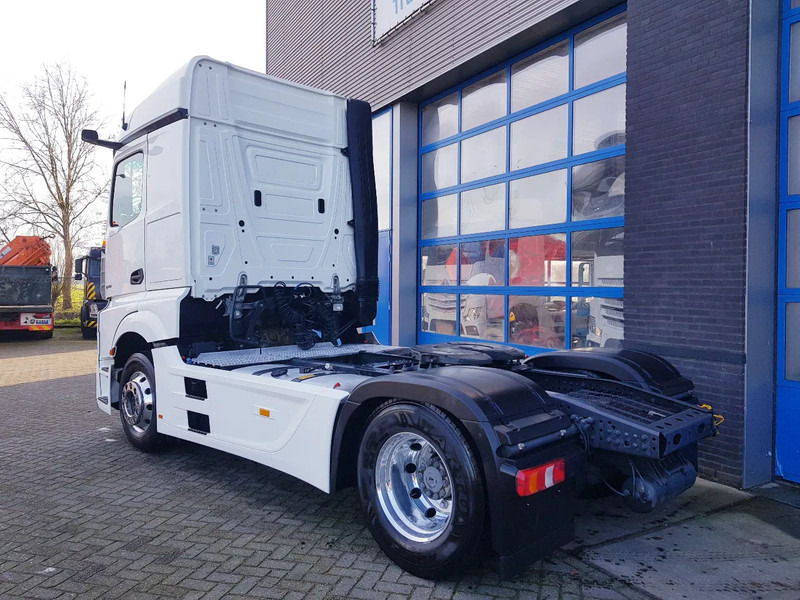 Mercedes-Benz Actros 1845 Retarder MirrorCam - Cabeza tractora: foto 4 Mercedes-Benz Actros 1845 Retarder MirrorCam - Cabeza tractora: foto 4