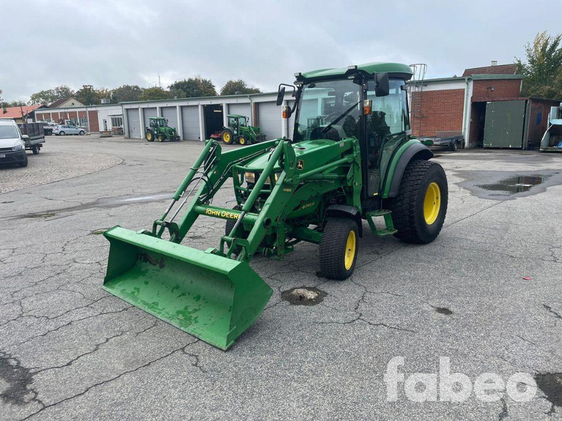 John Deere 4066R - Tractor: foto 1 John Deere 4066R - Tractor: foto 1