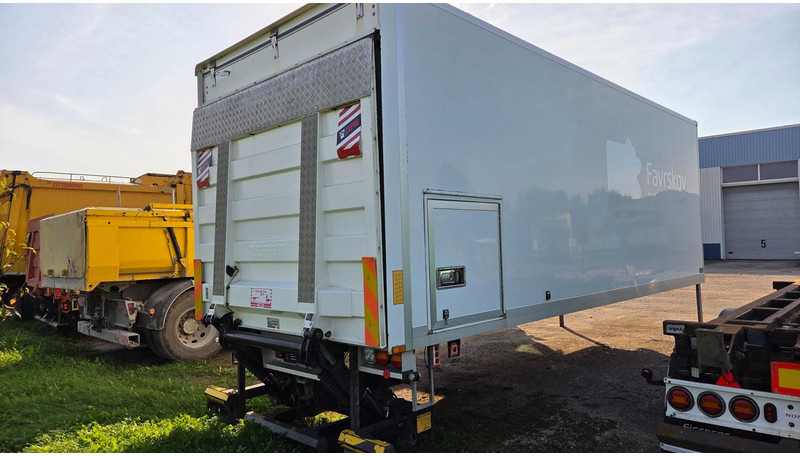 Hooklift box with taillift Zepro 2000kg - Recambio para Camión: foto 2 Hooklift box with taillift Zepro 2000kg - Recambio para Camión: foto 2