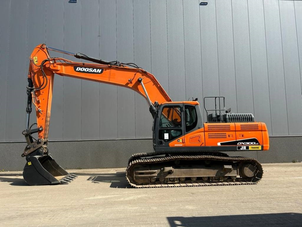 Doosan DX 300 LC-5 - Excavadora de cadenas: foto 1 Doosan DX 300 LC-5 - Excavadora de cadenas: foto 1