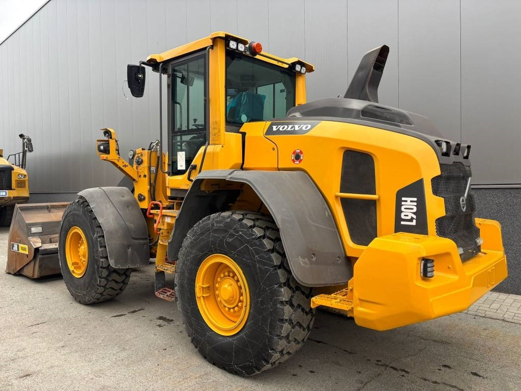 Volvo L 90 H (High tip + New tires)  - Cargadora de ruedas: foto 3 Volvo L 90 H (High tip + New tires)  - Cargadora de ruedas: foto 3