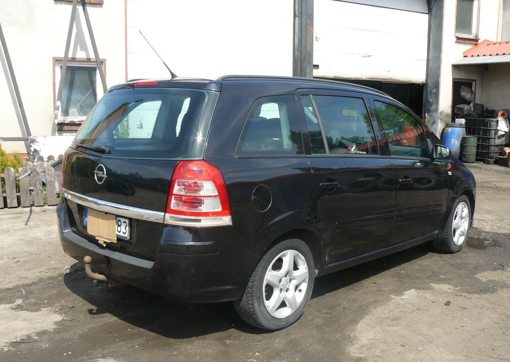 Opel Zafira 1.9 CDTI Cosmo - SUV/ Todoterreno: foto 4 Opel Zafira 1.9 CDTI Cosmo - SUV/ Todoterreno: foto 4