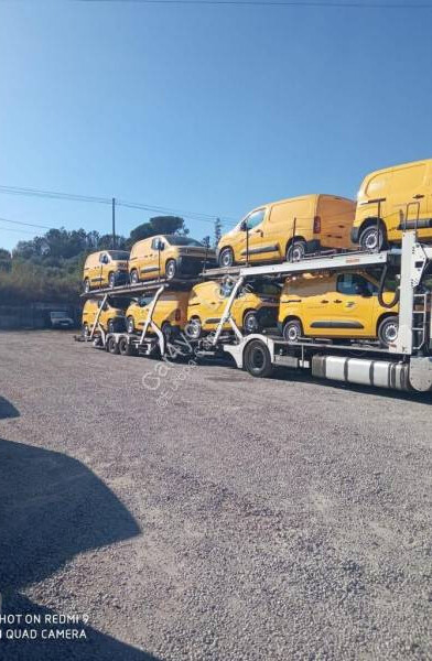 Volvo FM13 460 - Camión portavehículos: foto 4 Volvo FM13 460 - Camión portavehículos: foto 4