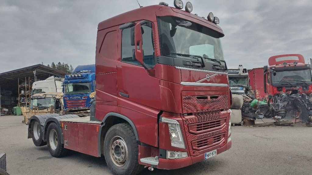Volvo FH13 6x4 nouseva teliveto, HYDR!! - Cabeza tractora: foto 2 Volvo FH13 6x4 nouseva teliveto, HYDR!! - Cabeza tractora: foto 2