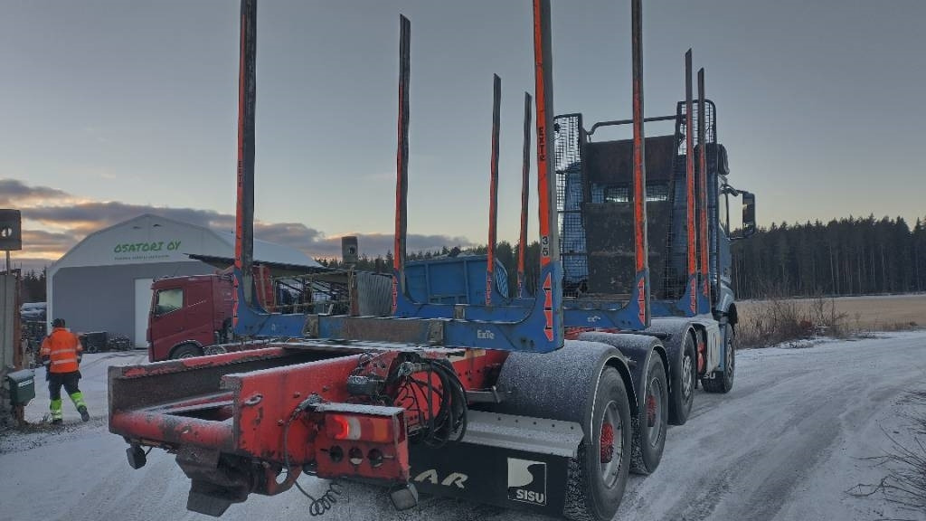 Sisu 625 Polar puuauto, Fuller , SIISTI AUTO - Camión forestal: foto 4 Sisu 625 Polar puuauto, Fuller , SIISTI AUTO - Camión forestal: foto 4