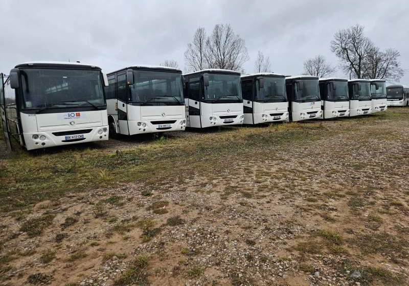 Irisbus AXER / KLIMATYZACJA/ 62 MIEJSCA + 30 STOJĄCYCH - Autobús suburbano: foto 1 Irisbus AXER / KLIMATYZACJA/ 62 MIEJSCA + 30 STOJĄCYCH - Autobús suburbano: foto 1