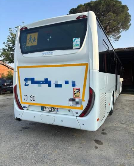 Iveco CROSSWAY/ SPROWADZONY / 180 000 KM / MANUAL - Autobús suburbano: foto 5 Iveco CROSSWAY/ SPROWADZONY / 180 000 KM / MANUAL - Autobús suburbano: foto 5