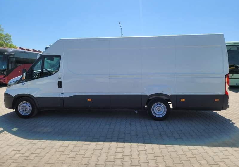 Iveco DAILY 35-140 / SPROWADZONY Z FRANCJI / TEMPOMAT - Furgón: foto 5 Iveco DAILY 35-140 / SPROWADZONY Z FRANCJI / TEMPOMAT - Furgón: foto 5