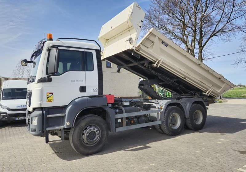 MAN TGS 26.360 / 2 STRONNA WYWROTKA/ EURO 6 - Camión volquete: foto 4 MAN TGS 26.360 / 2 STRONNA WYWROTKA/ EURO 6 - Camión volquete: foto 4