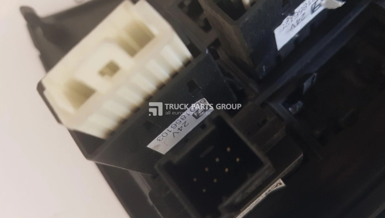 IVECO IVECO STRALIS EURO6 gearshift control, gearbox control switch buttons 5801856139, 5801654939, 5801856103, 5801721121, 5801281040, 5801328718, 4460650730, 504362202, 5801718341,  504388754, 0281020146, - Caja de cambios y piezas para Camión: foto 5 IVECO IVECO STRALIS EURO6 gearshift control, gearbox control switch buttons 5801856139, 5801654939, 5801856103, 5801721121, 5801281040, 5801328718, 4460650730, 504362202, 5801718341,  504388754, 0281020146, - Caja de cambios y piezas para Camión: foto 5