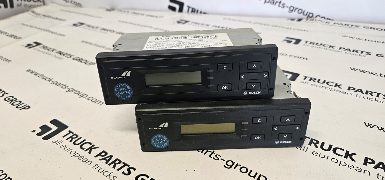 MAN MAN TGX / TGS EURO6 emission toll collector control dashboard unit by BOSCH 7620370011. - Recambio para Camión: foto 2 MAN MAN TGX / TGS EURO6 emission toll collector control dashboard unit by BOSCH 7620370011. - Recambio para Camión: foto 2