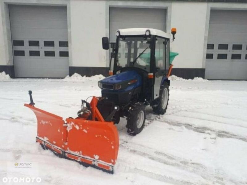 Farmtrac Farmtrac 26 26PS Winterdienst Traktor Schneeschild Streuer NEU - Tractor municipal: foto 2 Farmtrac Farmtrac 26 26PS Winterdienst Traktor Schneeschild Streuer NEU - Tractor municipal: foto 2