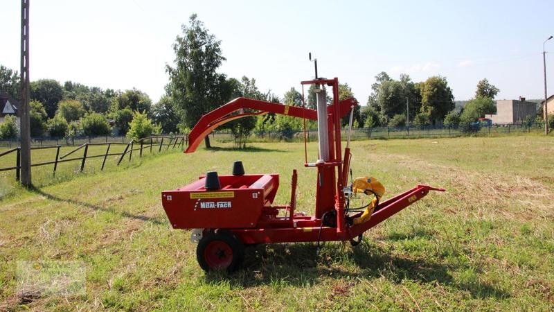 Metal-Fach Z237 Ballenwickelgerät Rundballenwickler Selbstlader NEU - Encintadora de pacas: foto 3 Metal-Fach Z237 Ballenwickelgerät Rundballenwickler Selbstlader NEU - Encintadora de pacas: foto 3