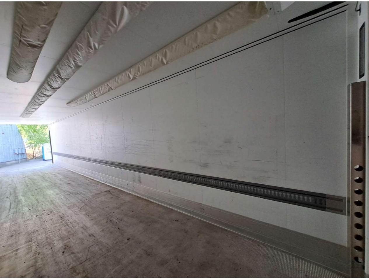2019 Schmitz Cargobull SKO FP 60 ThermoKing SLXi 300 - Semirremolque frigorífico: foto 5 2019 Schmitz Cargobull SKO FP 60 ThermoKing SLXi 300 - Semirremolque frigorífico: foto 5
