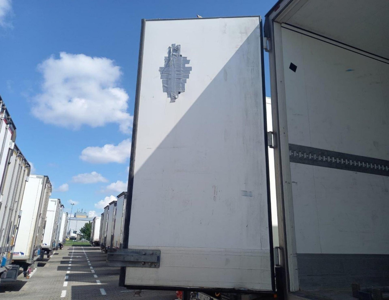2020 Schmitz Cargobull SKO FP 60 ThermoKing SLXi 300 - Semirremolque frigorífico: foto 5 2020 Schmitz Cargobull SKO FP 60 ThermoKing SLXi 300 - Semirremolque frigorífico: foto 5