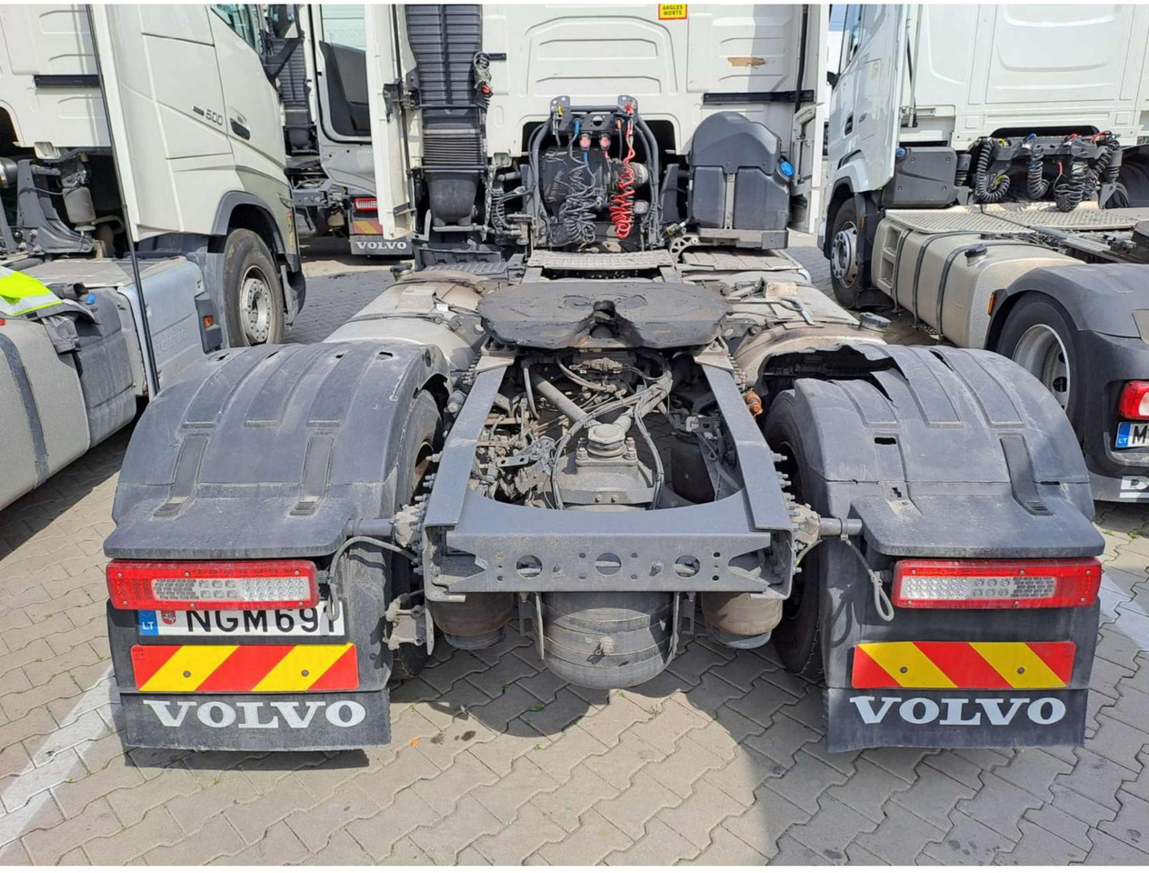 2023 Volvo FH 460 Globetrotter XL Varios i-Save - Cabeza tractora: foto 5 2023 Volvo FH 460 Globetrotter XL Varios i-Save - Cabeza tractora: foto 5
