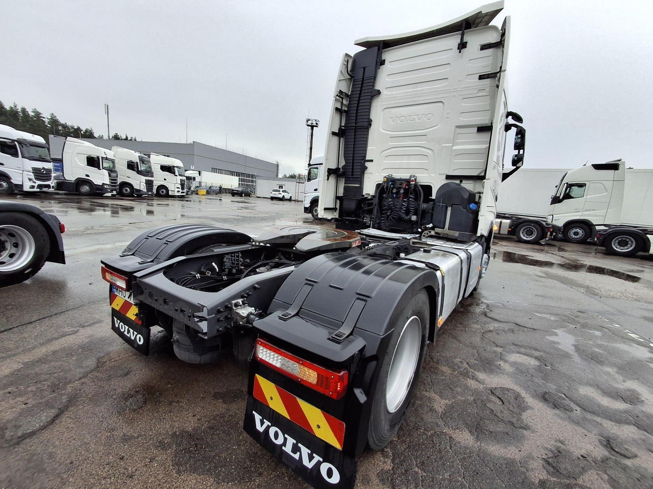 2022 Volvo FH 460 Globetrotter XL i-Save - Otros maquinaria: foto 3 2022 Volvo FH 460 Globetrotter XL i-Save - Otros maquinaria: foto 3