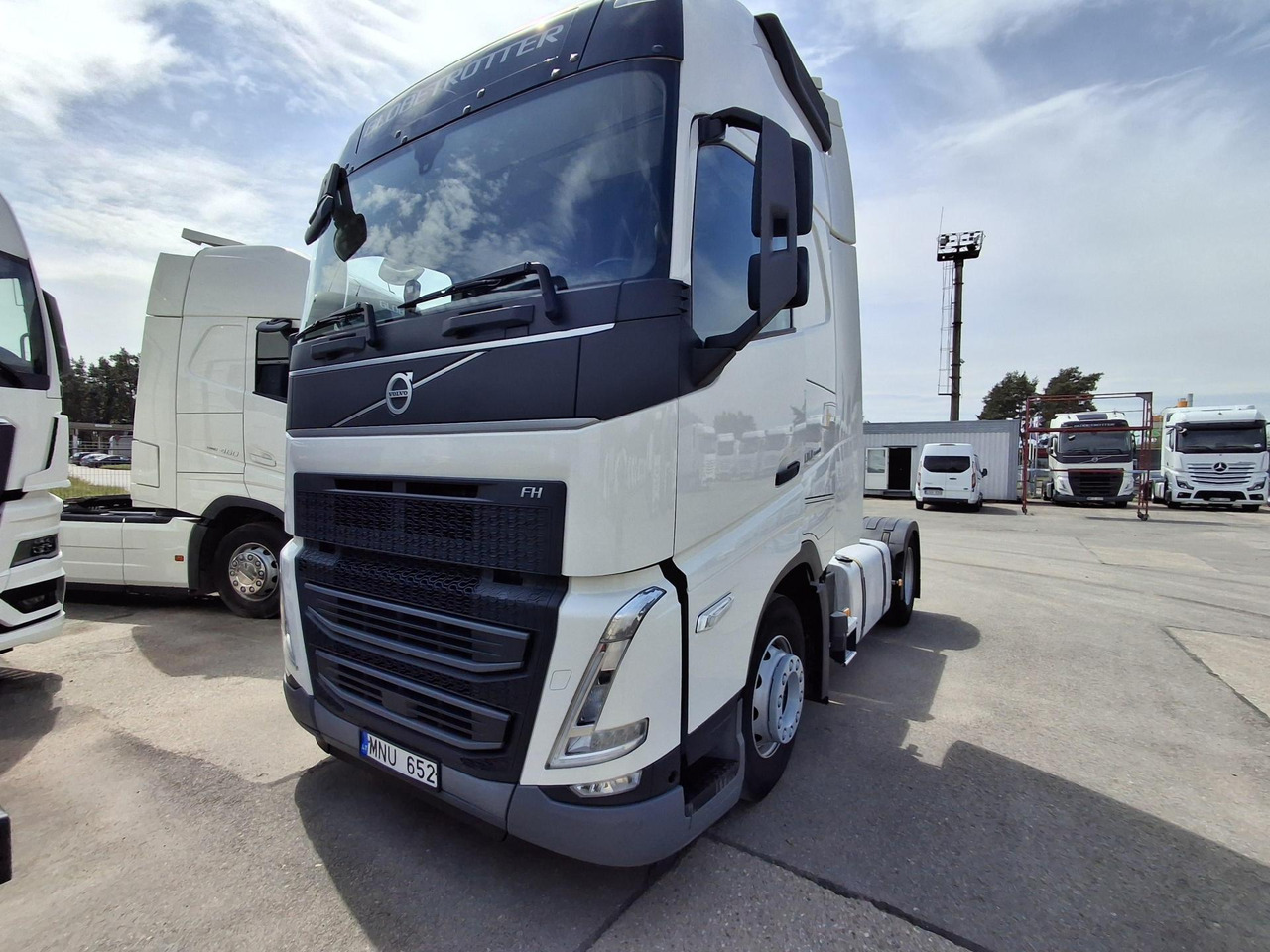 2023 Volvo FH 500 Globetrotter XL - Otros maquinaria: foto 1 2023 Volvo FH 500 Globetrotter XL - Otros maquinaria: foto 1