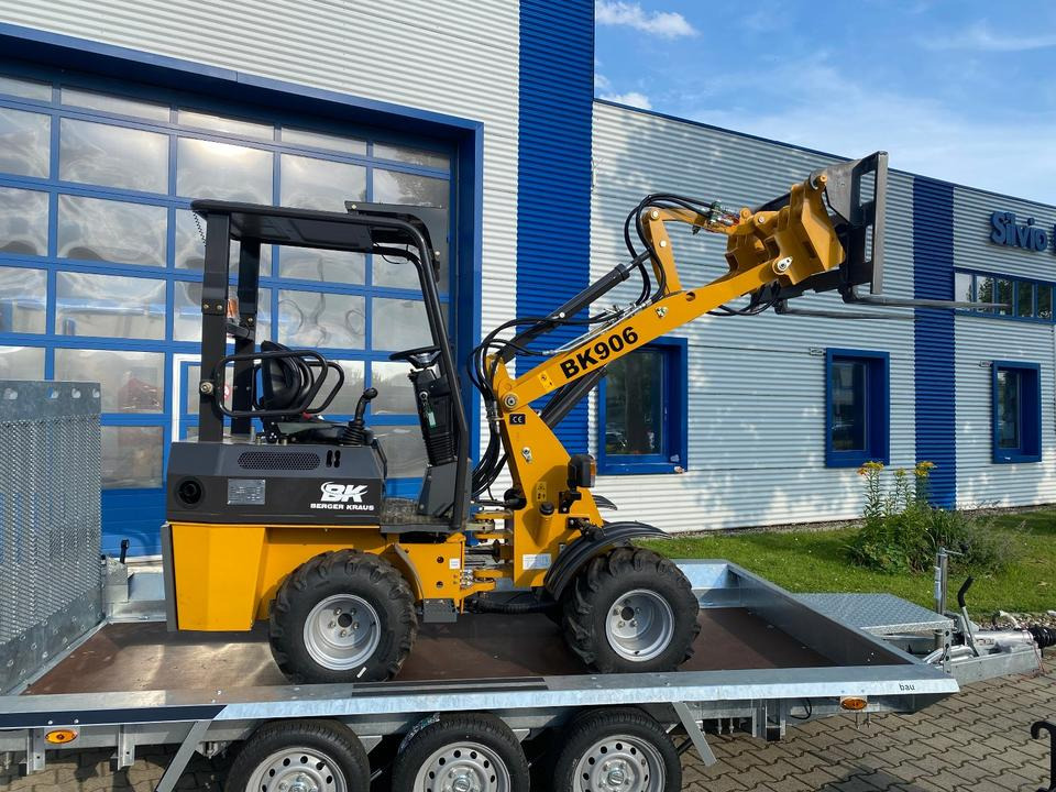 Radlader/Hoflader BK906 inkl. Tieflader und Gabel/Schaufelpaket *INKL.19% MWST*BERGER KRAUS*PERKINS*SOFORT!* - Cargadora articulada: foto 5 Radlader/Hoflader BK906 inkl. Tieflader und Gabel/Schaufelpaket *INKL.19% MWST*BERGER KRAUS*PERKINS*SOFORT!* - Cargadora articulada: foto 5