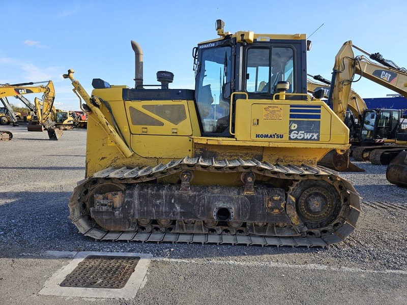 KOMATSU D65WX-17 - Bulldozer: foto 2 KOMATSU D65WX-17 - Bulldozer: foto 2