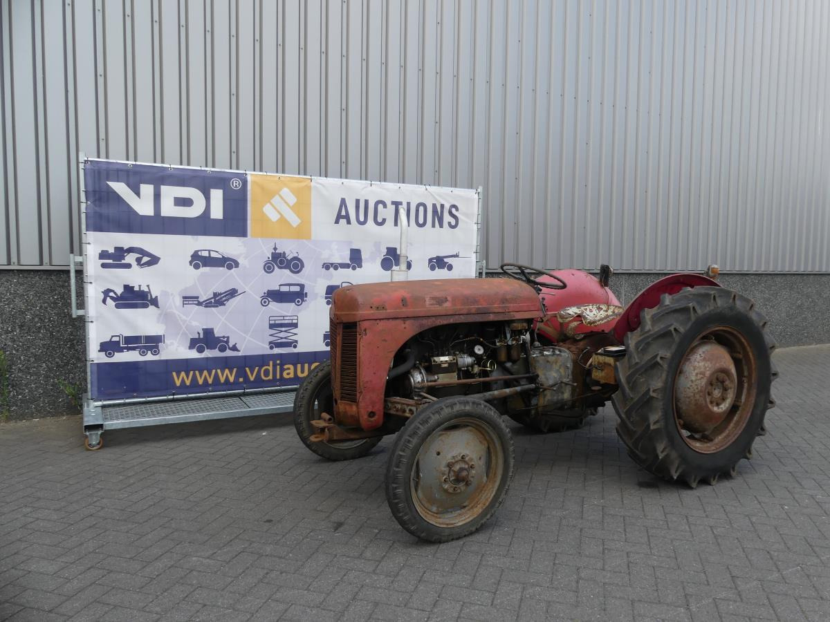 Ferguson TED - Tractor: foto 1 Ferguson TED - Tractor: foto 1