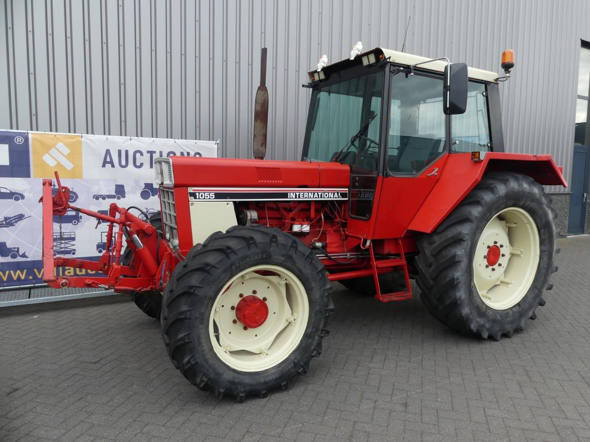 International 1055A - Tractor: foto 3 International 1055A - Tractor: foto 3
