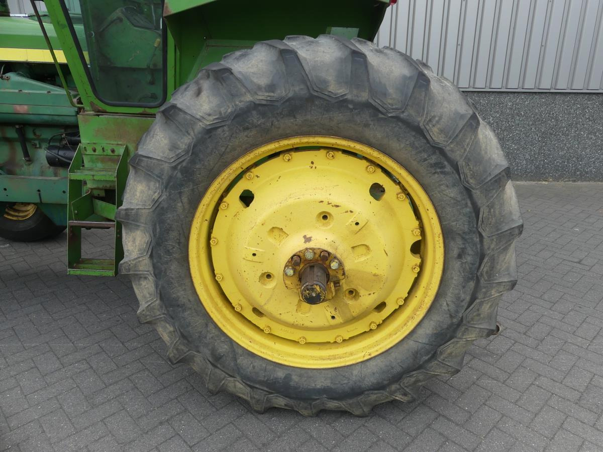 Tractor John-Deere 6030: foto 20