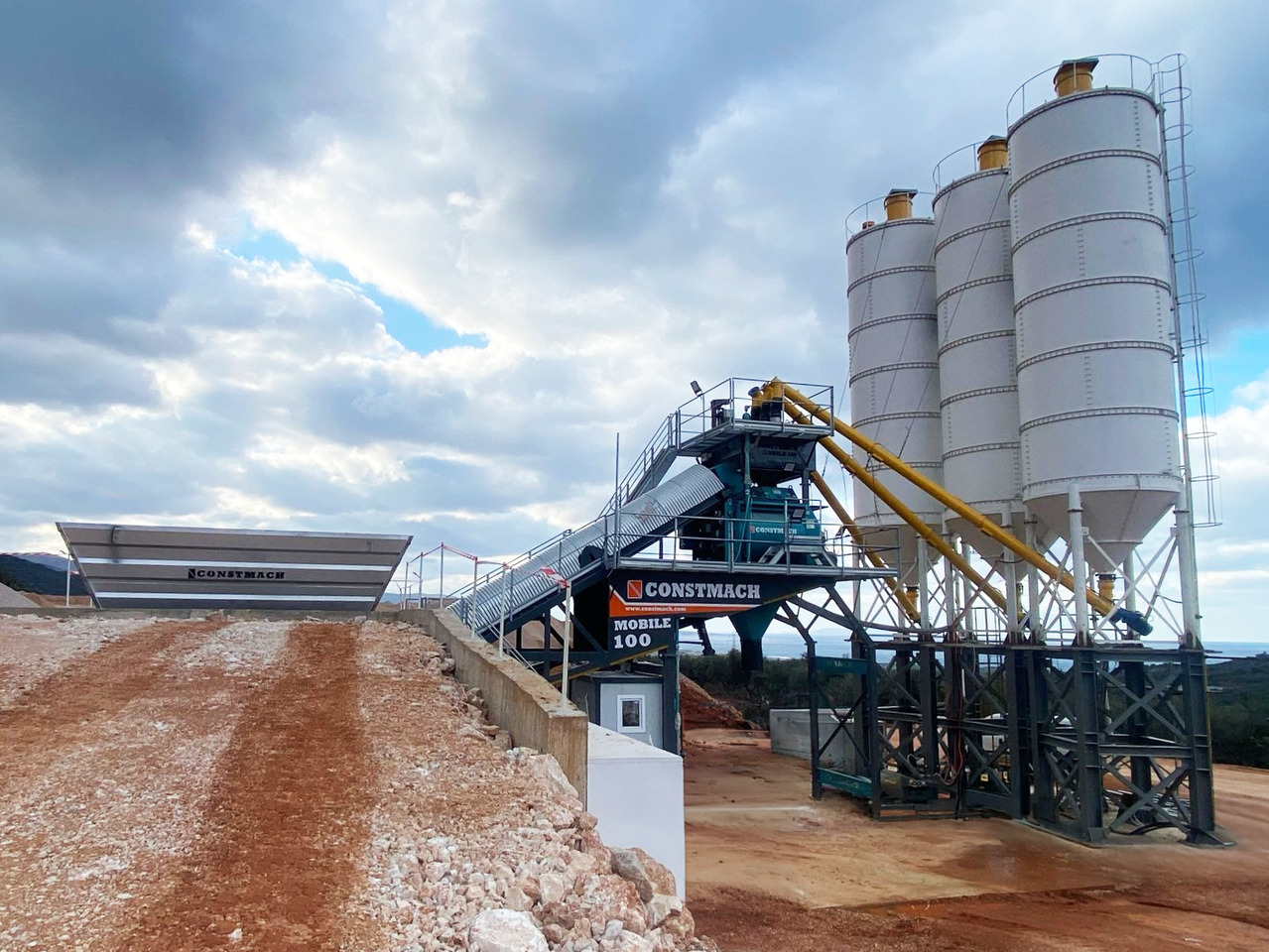 Constmach 100 m³/h Mobile Concrete Batching Plant - Planta de hormigón: foto 2 Constmach 100 m³/h Mobile Concrete Batching Plant - Planta de hormigón: foto 2
