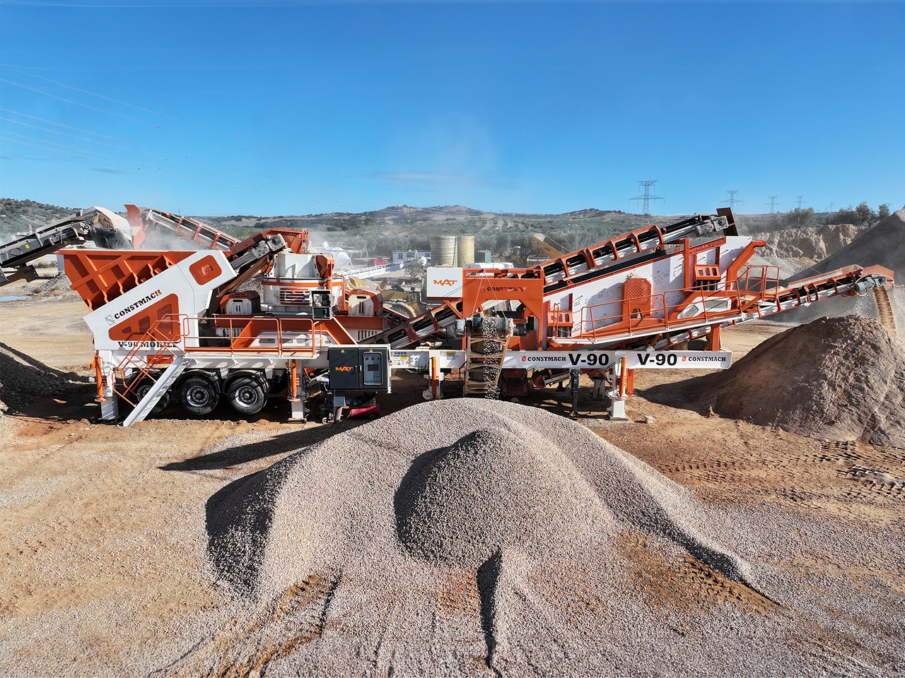 Constmach 250 T/H Capacity Mobile Vertical Shaft Impact Crusher - Trituradora móvil: foto 2 Constmach 250 T/H Capacity Mobile Vertical Shaft Impact Crusher - Trituradora móvil: foto 2