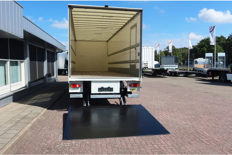 DAF CF 290 FA Bak + Dhollandia klep 2000 KG - Camión caja cerrada: foto 4 DAF CF 290 FA Bak + Dhollandia klep 2000 KG - Camión caja cerrada: foto 4