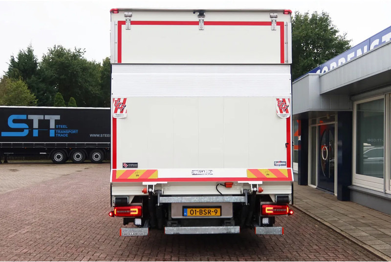 DAF LF 210 Bakwagen+ Dhollandia 1500 kg Comfort cabine - Camión caja cerrada: foto 4 DAF LF 210 Bakwagen+ Dhollandia 1500 kg Comfort cabine - Camión caja cerrada: foto 4
