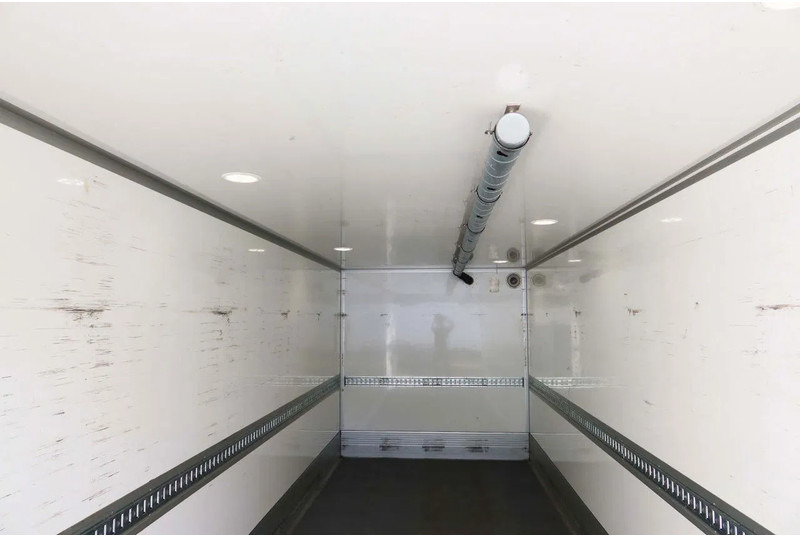 MAN TGM 15.290 Bak + klep Full air suspension Euro 6 Automaat - Camión caja cerrada: foto 4 MAN TGM 15.290 Bak + klep Full air suspension Euro 6 Automaat - Camión caja cerrada: foto 4