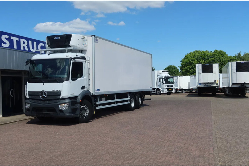 Mercedes-Benz 2530 L 6X2 Koel/Vries Carrier Supra 1050 - Camión frigorífico: foto 4 Mercedes-Benz 2530 L 6X2 Koel/Vries Carrier Supra 1050 - Camión frigorífico: foto 4