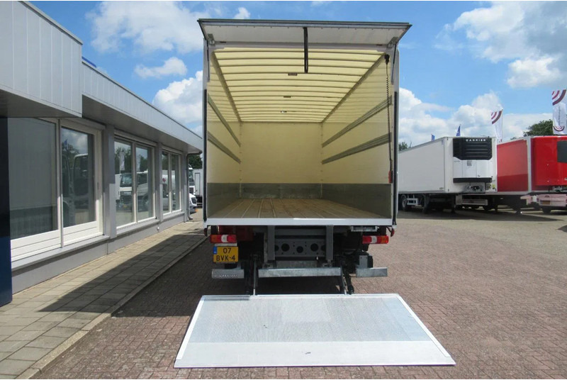 Mercedes-Benz Actros 1832 1832 LL 4x2 - Camión caja cerrada: foto 3 Mercedes-Benz Actros 1832 1832 LL 4x2 - Camión caja cerrada: foto 3