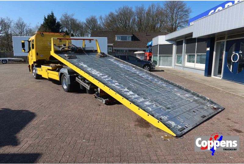 Mercedes-Benz Atego 1221 1221 L Takel wagen 6 Persoons - Camión portavehículos: foto 1 Mercedes-Benz Atego 1221 1221 L Takel wagen 6 Persoons - Camión portavehículos: foto 1