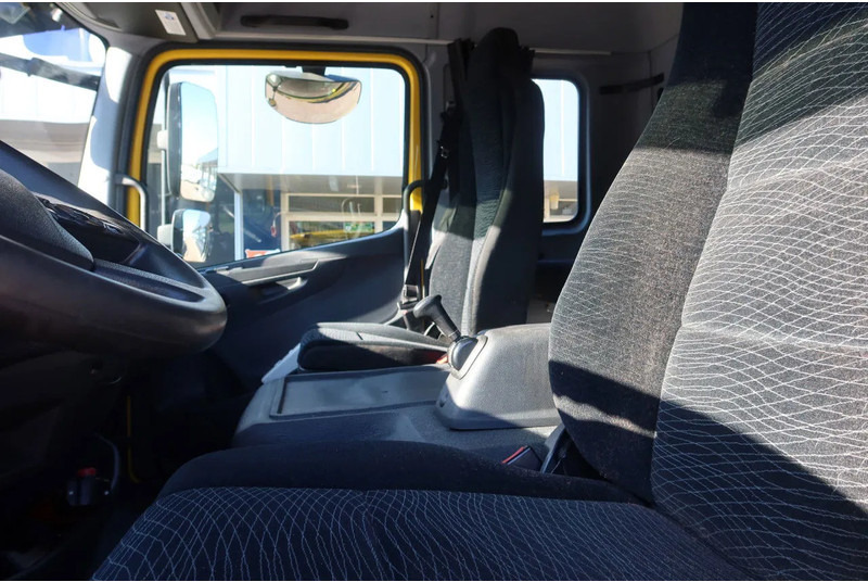 Camión portavehículos Mercedes-Benz Atego 1221 L Takelwagen 6 Persoons: foto 10 Camión portavehículos Mercedes-Benz Atego 1221 L Takelwagen 6 Persoons: foto 10