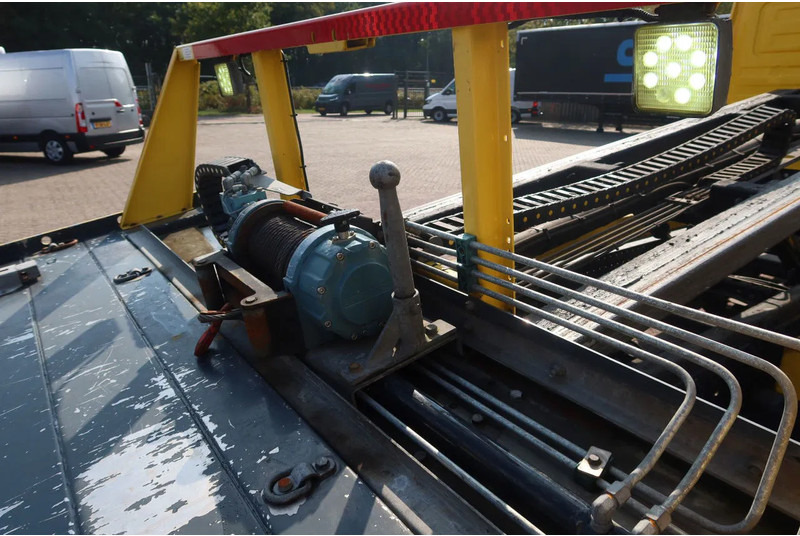 Mercedes-Benz Atego 1221 L Takelwagen 6 persoons - Grua de remolque autos: foto 3 Mercedes-Benz Atego 1221 L Takelwagen 6 persoons - Grua de remolque autos: foto 3