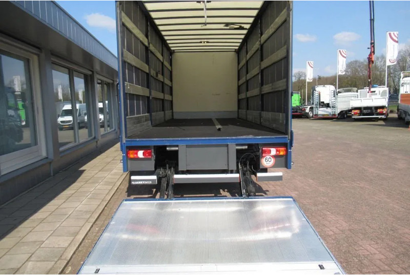 Mercedes-Benz Atego 1318L Euro 6 - Camión lona: foto 4 Mercedes-Benz Atego 1318L Euro 6 - Camión lona: foto 4