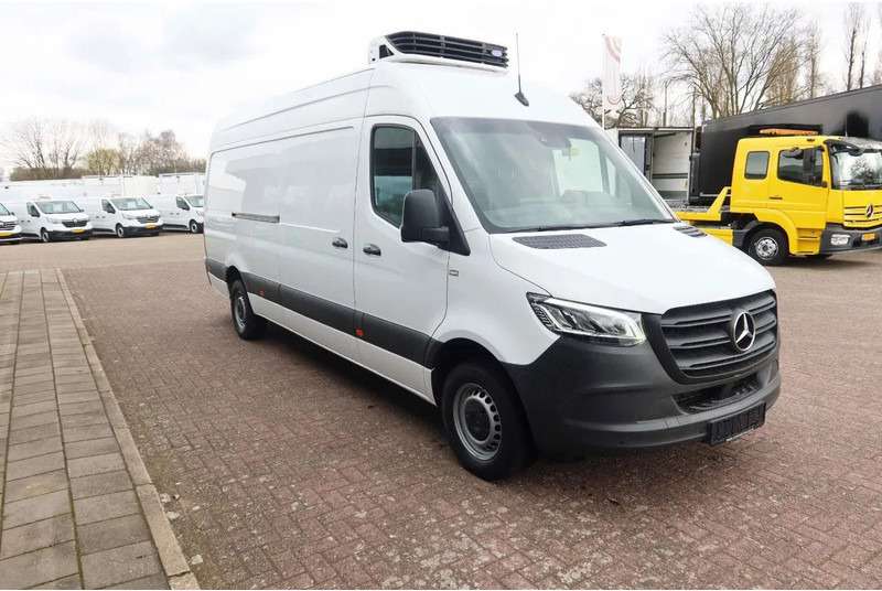 Mercedes-Benz Sprinter 317 CDI L3/H2 Multi temp, Verplaatsbare tussenwand - Furgoneta frigorifica: foto 2 Mercedes-Benz Sprinter 317 CDI L3/H2 Multi temp, Verplaatsbare tussenwand - Furgoneta frigorifica: foto 2
