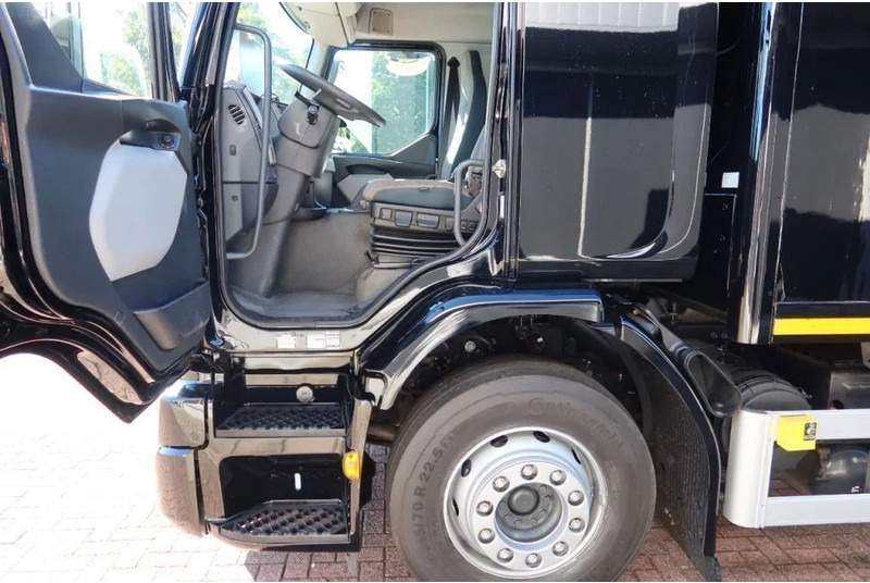 Camión caja cerrada Volvo FE 250 FE 250 Bak + klep E6: foto 10