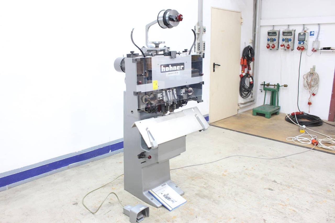 Hohner ACCORD 25/40 - Máquina de impresión: foto 2 Hohner ACCORD 25/40 - Máquina de impresión: foto 2