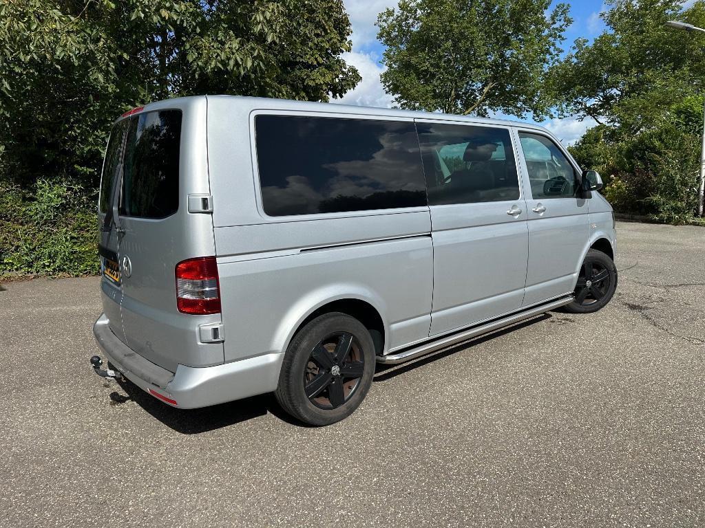 Volkswagen Transporter L2H1 VW T5 dubbele cabine automaat - Otros maquinaria: foto 2 Volkswagen Transporter L2H1 VW T5 dubbele cabine automaat - Otros maquinaria: foto 2