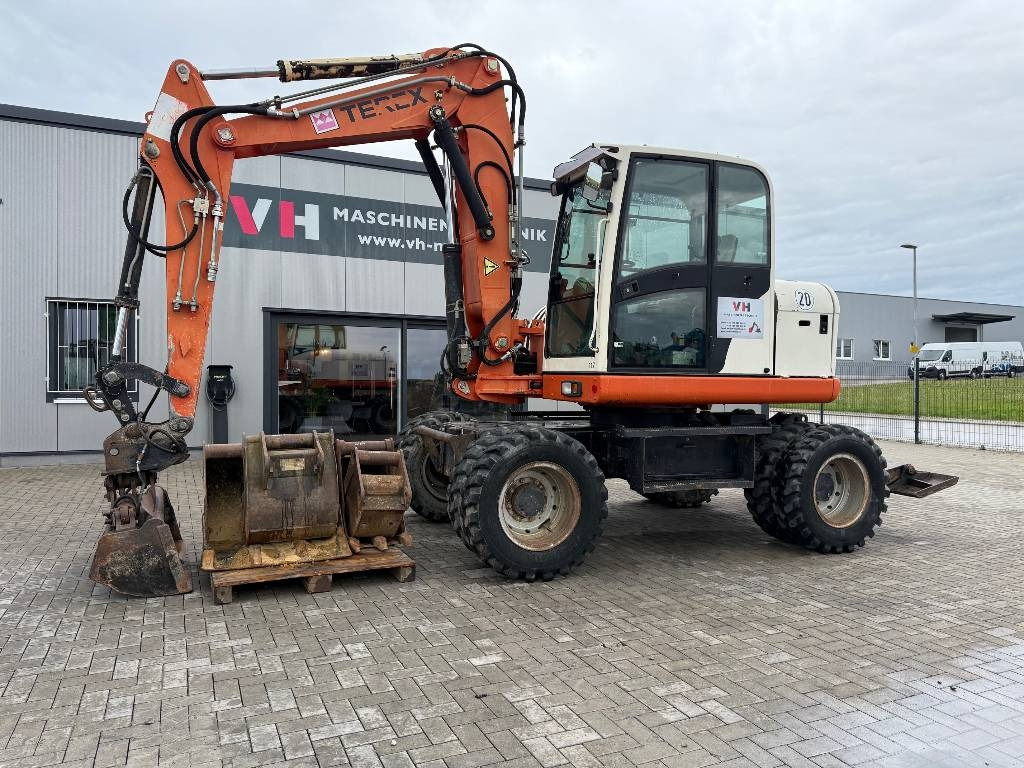 Terex TW 110 - Excavadora de ruedas: foto 1 Terex TW 110 - Excavadora de ruedas: foto 1