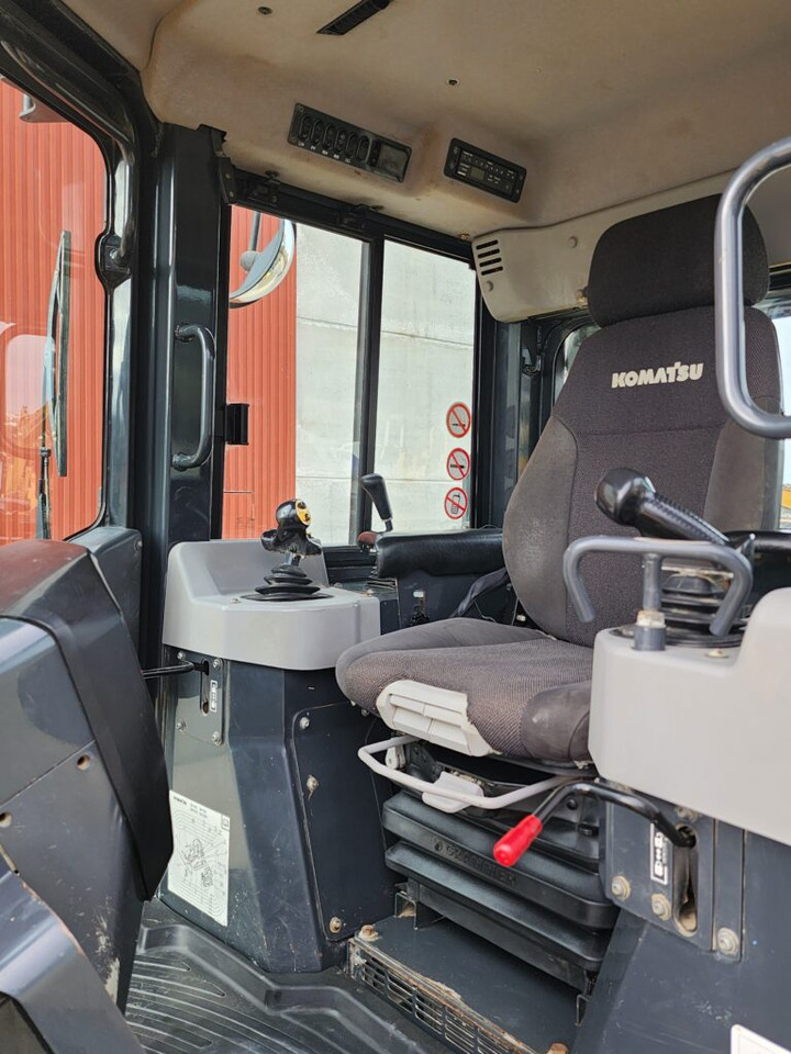 Leasing de  KOMATSU D61PX-23 KOMATSU D61PX-23: foto 8