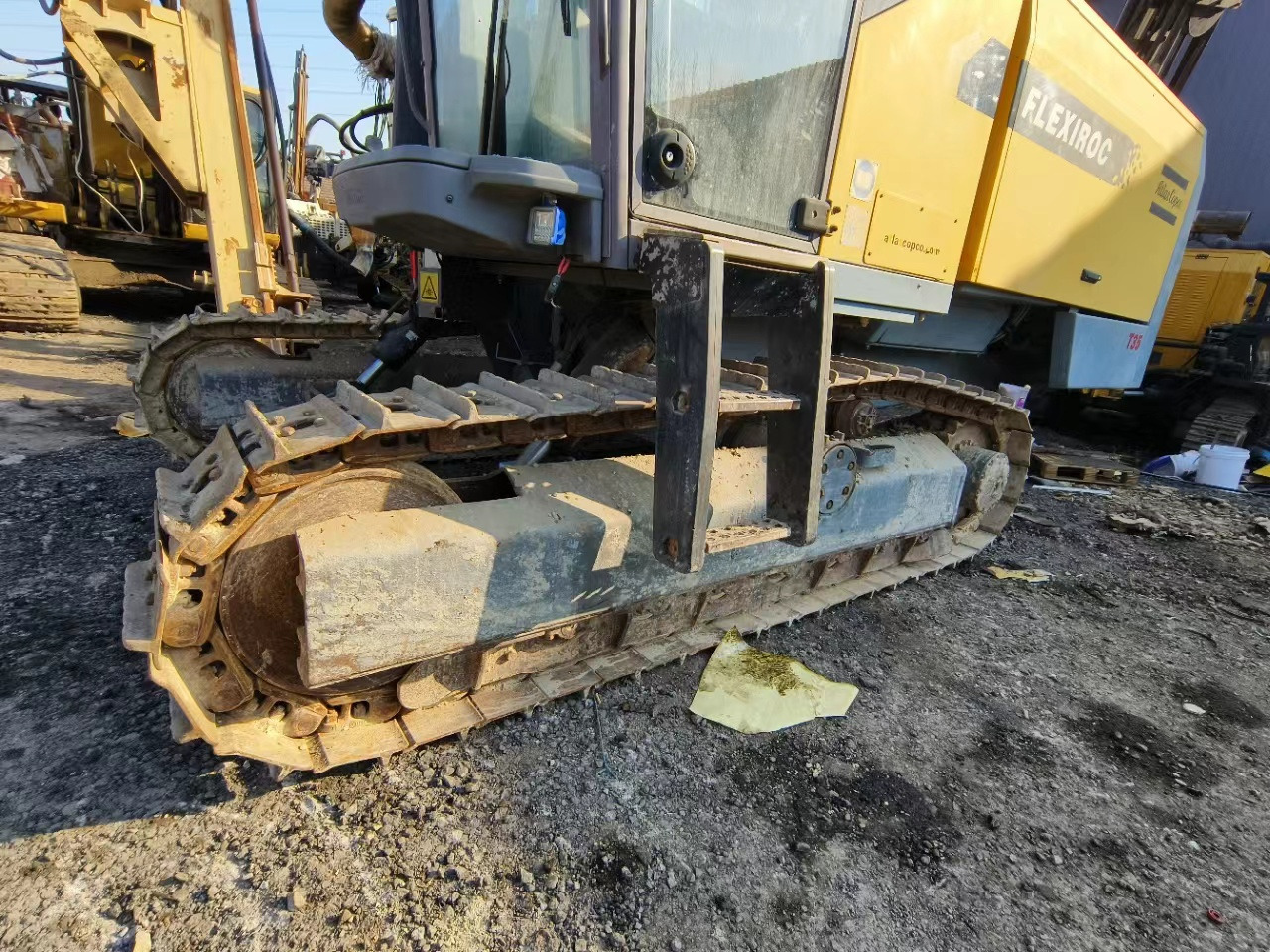ATLAS COPCO EPIROC FLEXIROC T35 - Perforadora: foto 2 ATLAS COPCO EPIROC FLEXIROC T35 - Perforadora: foto 2