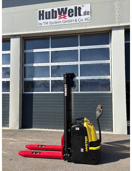 Hyster S1.5UT Hochhubwagen 4500mm - Apilador: foto 1 Hyster S1.5UT Hochhubwagen 4500mm - Apilador: foto 1