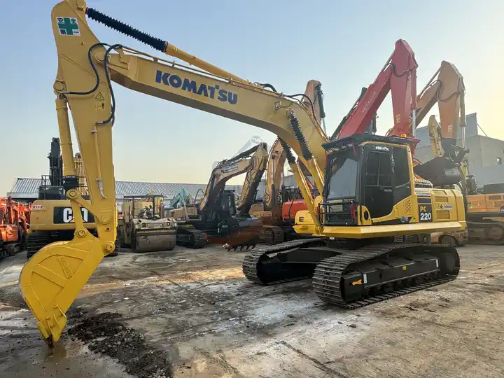 2020 Year Komastu Crawler Excavator Pc220-8 Pc220lc-8 In Excellent Condition,22ton Used Komatsu Excavator For Sale In Shanghai - Excavadora de cadenas: foto 3 2020 Year Komastu Crawler Excavator Pc220-8 Pc220lc-8 In Excellent Condition,22ton Used Komatsu Excavator For Sale In Shanghai - Excavadora de cadenas: foto 3